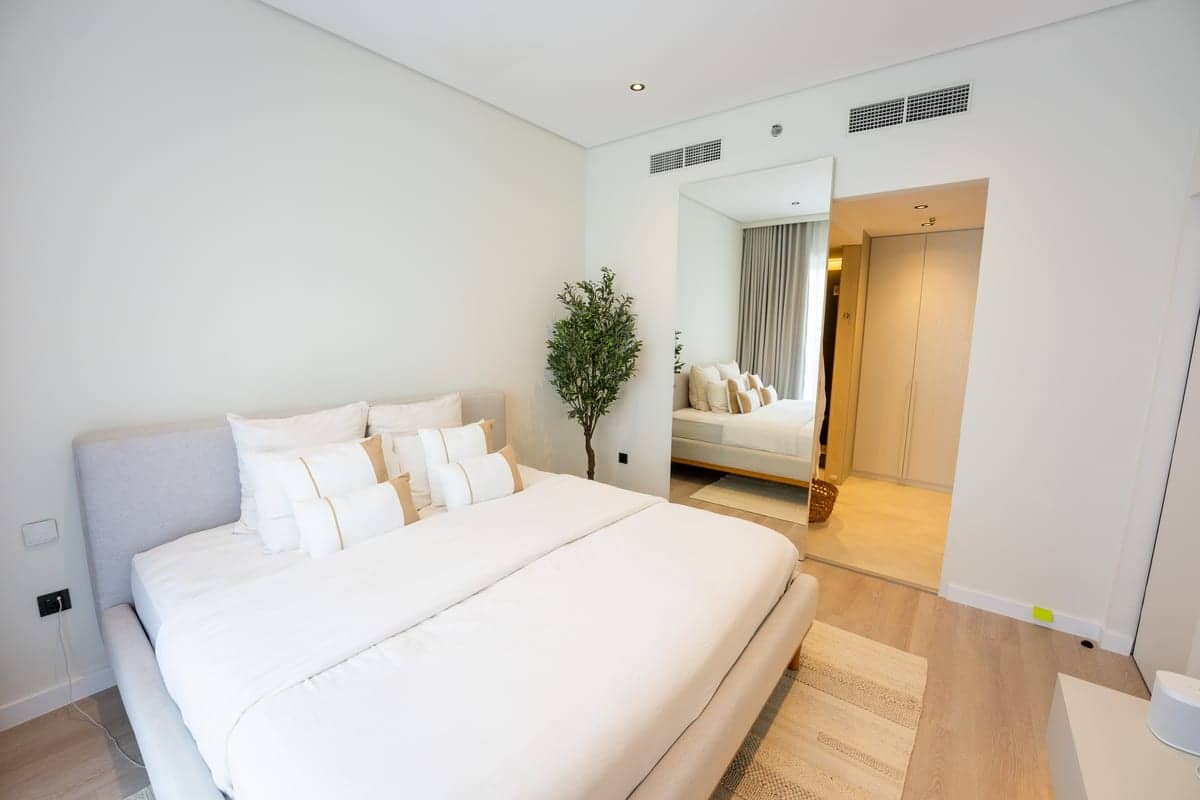 Bedroom neutral palette — renovation in Dubai by Turnkey Renovations