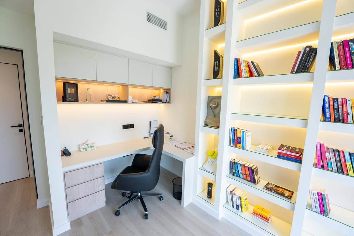 Home office bespoke joinery — renovation in Dubai by Turnkey Renovations